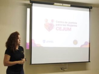 Imparte CEJUM plática sobre violencia en el noviazgo