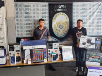 Aseguran agentes de inteligencia de la DSPM a pareja de «caniqueros» en centro comercial  H