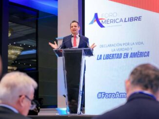 Defiende alcalde Marco Bonilla valores democráticos en foro “América Libre”