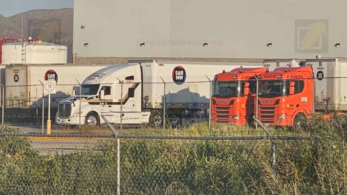 Sospechosa carga desata operativo en centro de distribución de Walmart capital