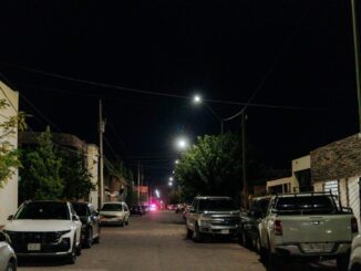 Recorre Marco Bonilla colonia Los Olivos; supervisa alumbrado, calles y seguridad