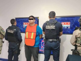 Lesionan y roban auto a chofer de plataforma; los detienen