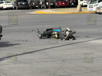Choque en concurrido cruce del Ortiz Mena deja a motociclista lesionado