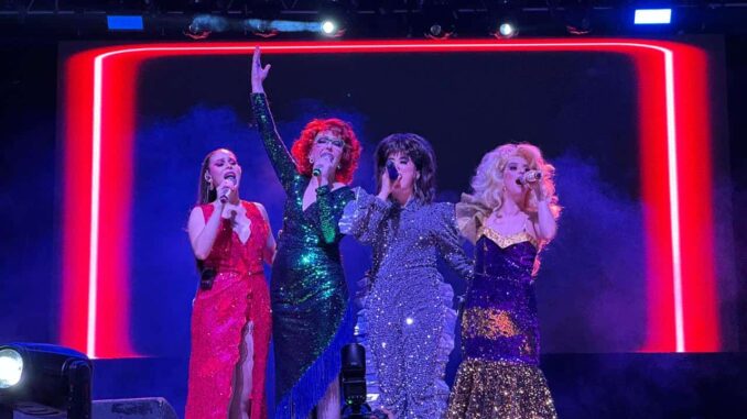 Conquista a miles de chihuahuenses “Mentiras, el musical” en el FICUU 2025