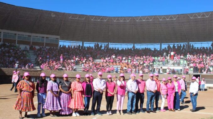Participan FGE Occidente y CEJUM en el “Gran Lazo Rosa”, evento de concientización contra cáncer de mama