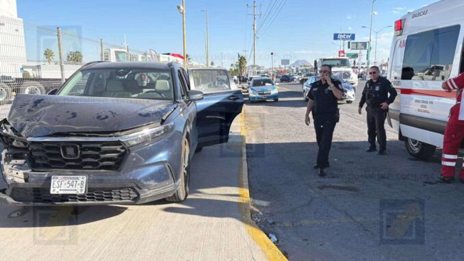 Conductor sufre infarto al volante y provoca fuerte accidente en avenida Tecnológico Sur