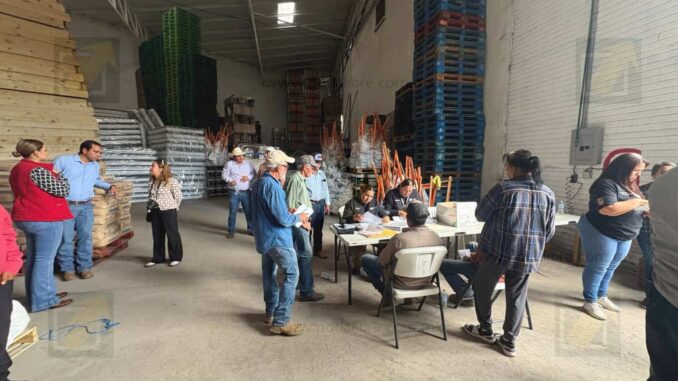 Fideicomiso Estatal de Desastres Naturales entrega apoyos en Casas Grandes