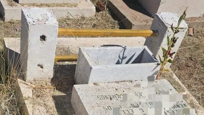 Denuncian saqueos y vandalismo en tumbas del Panteón Municipal # 1