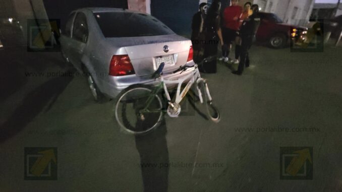 Ciclista alcoholizado es embestido por un vehículo en la avenida Tecnológico