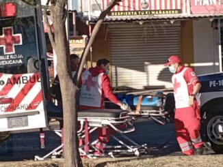 Motociclista queda mal herido tras fuerte choque contra camioneta en avenida de las Industrias
