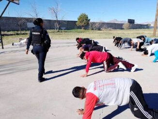 Desarrollan la sexta sesión del programa Valórate en escuelas de Juárez