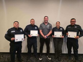 Capacitan a agentes en detección de narcóticos en Houston