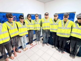 Detienen a 9 personas dos de ellas portaban réplicas de armas de fuego