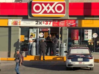 Muere adulto mayor dentro de un Oxxo en la colonia Zarco