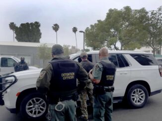 Detienen a 81 migrantes en Charlotte, entre ellos mexicanos