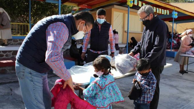 Continúa DIF Estatal con acopio de chamarras hasta el 30 de noviembre