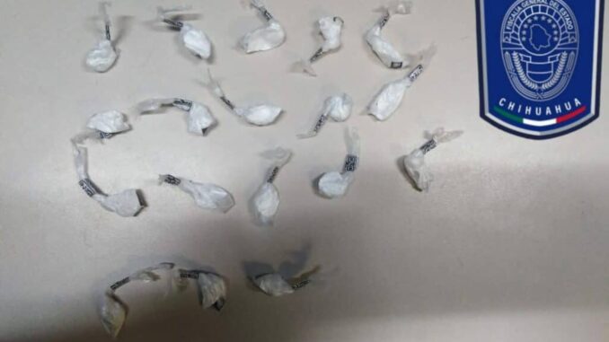 Detiene Célula BOI a pareja por posesión de narcóticos en Parral