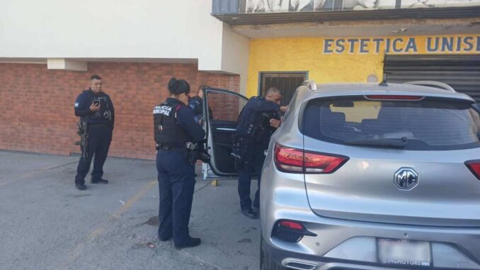Auxilian a mujer con síntomas de preinfarto en la Gómez Morín