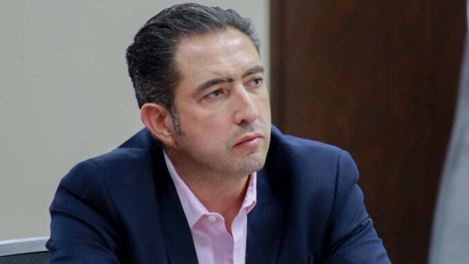 Recibe Miguel Riggs sanción de 30 días por ejercer violencia en razón de género: OIC