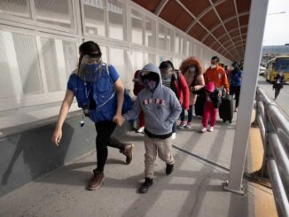 Una ola de restricciones migratorias «al tercer mundo» sacude a EE.UU. tras el tiroteo en DC