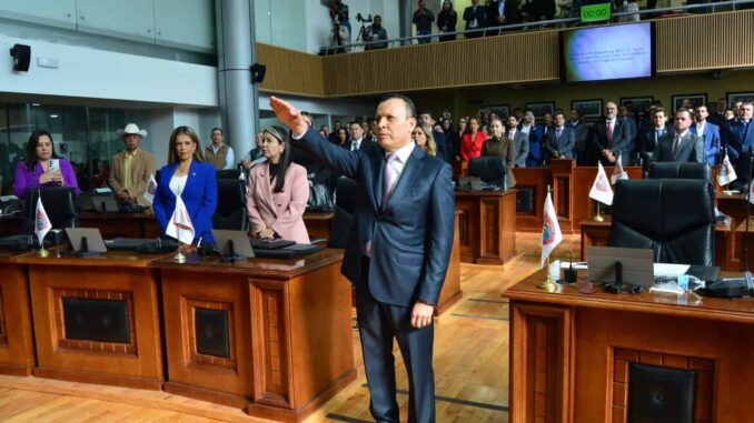 Congreso toma protesta de Ley del titular de la ASE