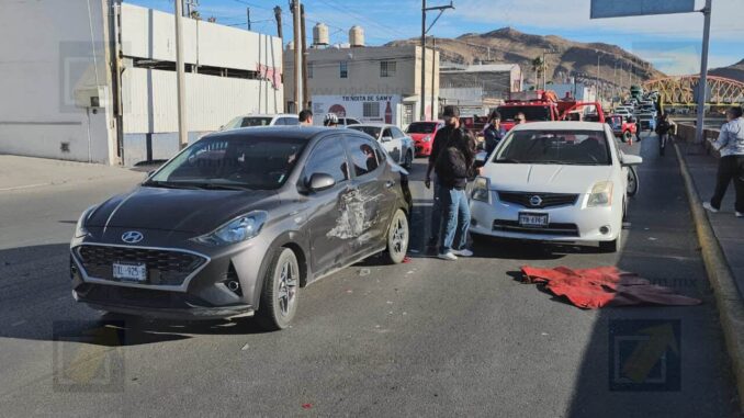 Choque múltiple provoca caos vial en la avenida Teófilo Borunda Norte