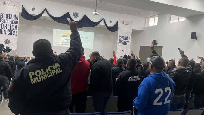 Capacitan a elementos operativos para atender la depresión