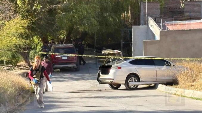 Sicarios incendian vehículo utilizado en ejecución de un joven en Santa Rosa