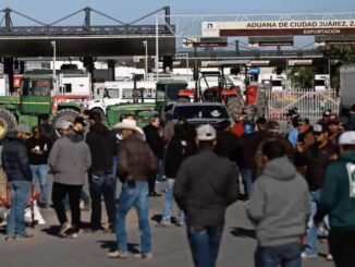 Productores paralizan cruces y ferrovías en Chihuahua en protesta por la nueva Ley de Aguas