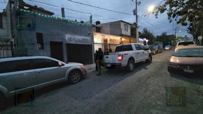 Operativo simultáneo en dos colonias, deja una detenida; aseguran droga y un vehículo