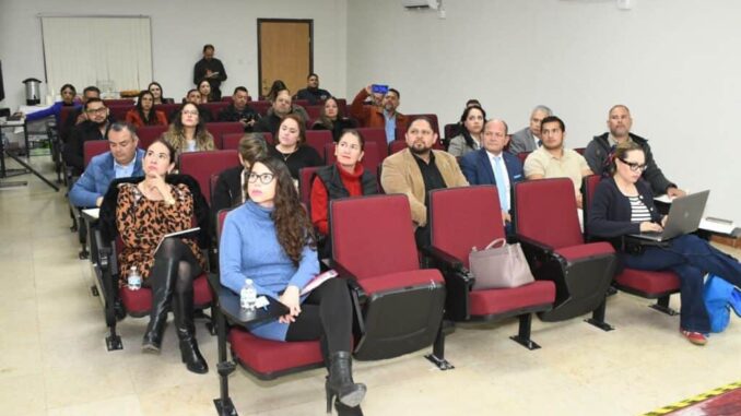 Lleva la Comisión de Desplazamiento Forzado Interno esperanza a comunidades serranas