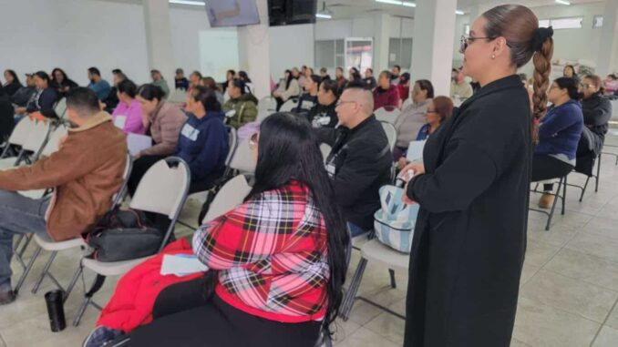 Acompañan más de 200 jóvenes al cierre del programa Valórate