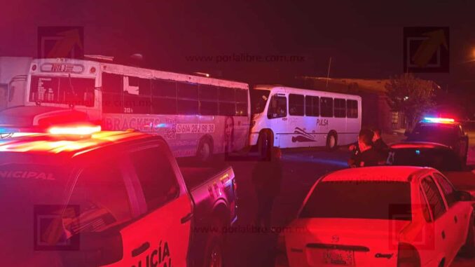 Chofer de camión urbano es hallado sin vida dentro de su unidad en Cerro Grande