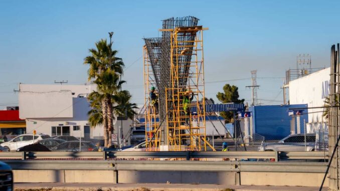 Supervisa Marco Bonilla avance de construcción del Paso Superior en Los Nogales e Industrias