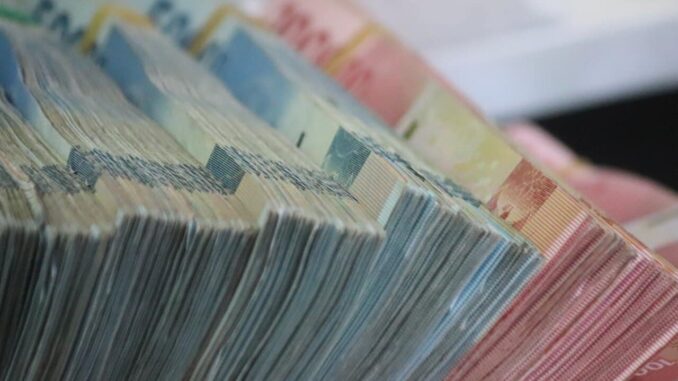 SAT apunta récord de 4.90 billones de pesos en ingreso tributario de enero a noviembre