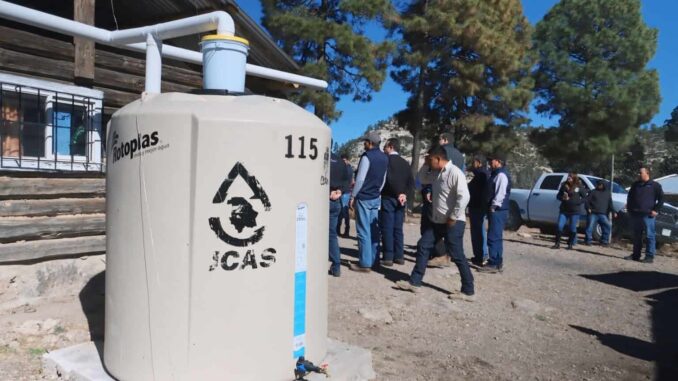 Instala JCAS 150 Cosechas de Agua en la Sierra Tarahumara