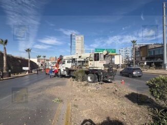 Fuerte choque paraliza el Periférico de la Juventud