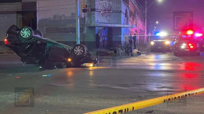 Pierde el control y vuelca en la calle Rosales y 27 