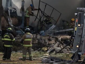 Se desploma avioneta en Toluca; presumen 10 muertos