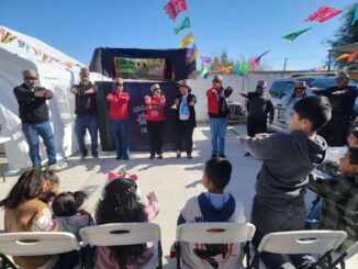 Presentan obra teatral con mensajes de prevención infantil