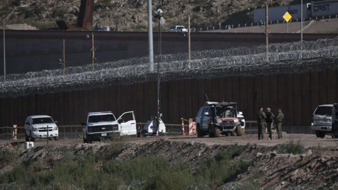 EE.UU. y México colaborarán para responder a ataques de drones del cártel en la frontera