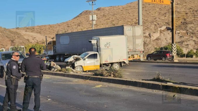 Muere conductor tras sufrir un infarto y chocar en el Lombardo Toledano