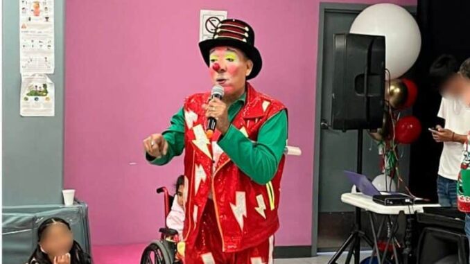 Realizan FEM y AEI posada navideña a niñas y niños en Ciudad Juárez