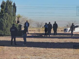 Abandonan dos cabezas con narcomensaje en la Puerta Chihuahua