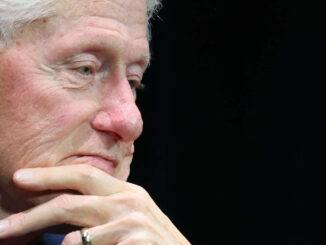 Bill Clinton pide que se publiquen todos los archivos del Caso Epstein en los que aparece