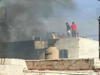 Incendio por pirotecnia moviliza a bomberos