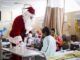 Por quinto año consecutivo, Olson lleva a “Santa” al Hospital Infantil de Chihuahua