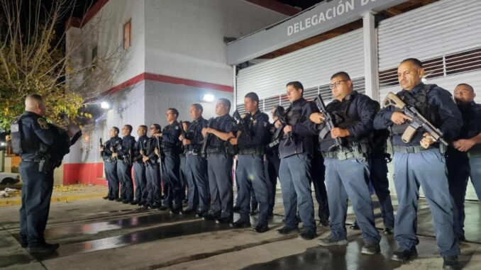 Vocación que no descansa: policías y bomberos trabajan en Nochebuena y Navidad