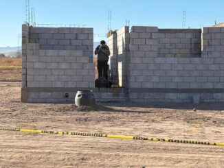 Localizan cuerpo de un hombre dentro de construcción en obra gris