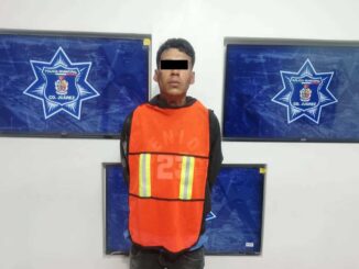 Detienen a hombre de 25 años acusado de golpear a su madre